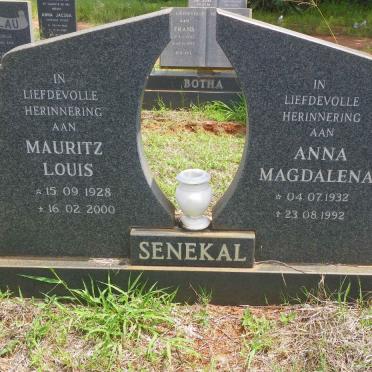 SENEKAL Mauritz Louis 1928-2000 Anna Magdalena 1932-1992