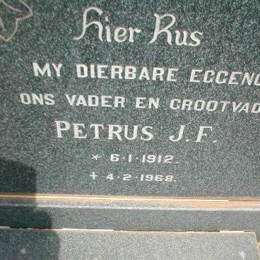 SLABBERT Petrus J.F. 1912-1968  &amp; Elsie H. 1911-1994