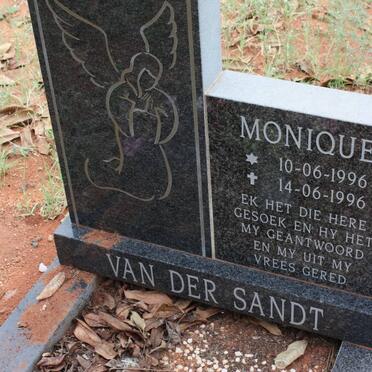 SANDT Monique, van der 1996