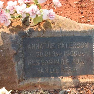 PATERSON Annatjie 1934-2004