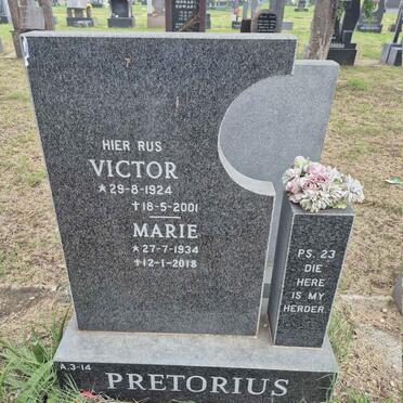 PRETORIUS Victor 1924-2001 & Marie 1934-2018