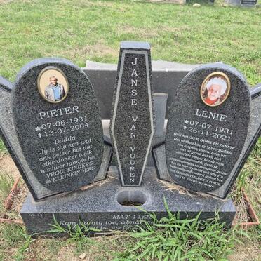 VUUREN Pieter, Janse van 1931-2004 & Lenie 1931-2021 