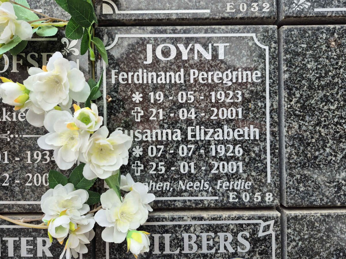 JOYNT Ferdinand Peregrine 1923-2001 & Susanna Elizabeth 1926-2001