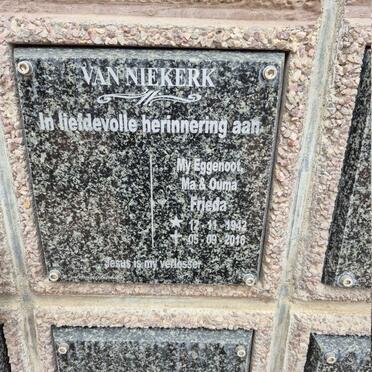 NIEKERK Frieda, van 1942-2016