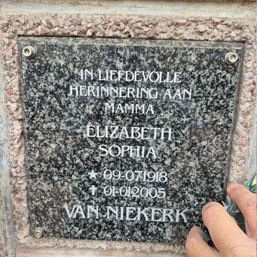 NIEKERK Elizabeth Sophia, van 1918-2005