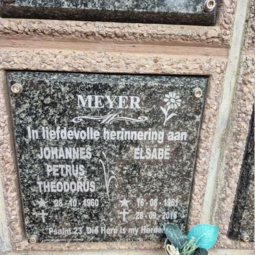MEYER Johannes Petrus Theodorus 1960- & Elsabe 1961-2016