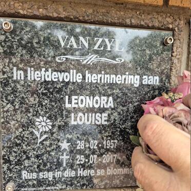 ZYL Leonora Louise, van 1957-2017