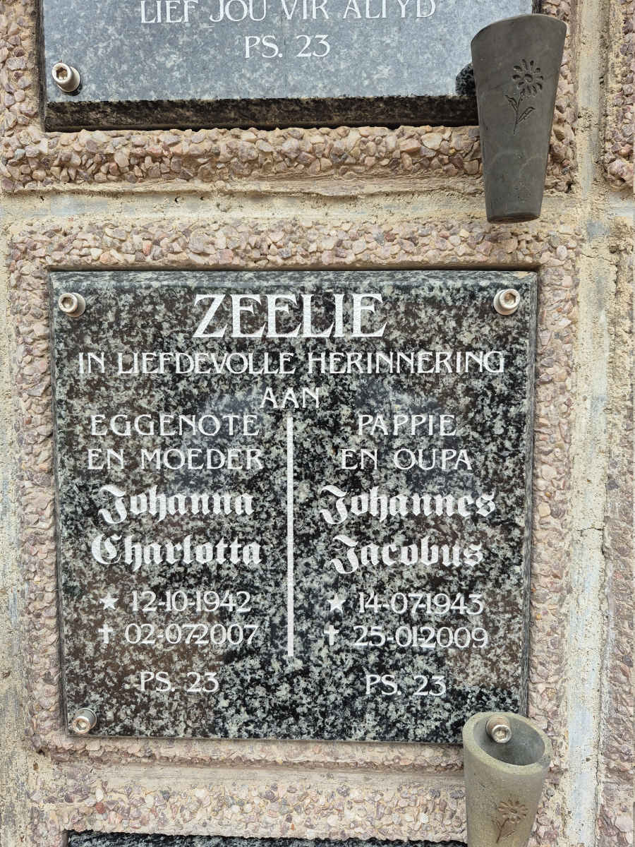 ZEELIE Johannes Jacobus 1943-2009 & Johanna Charlotta 1942-2007