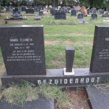BEZUIDENHOUT Mathys Marthinus 1907-1964 & Maria Elizabeth nee GROBLER 1908-1967