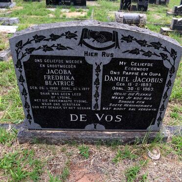 VOS Daniel Jacobus, de 1893-1963 & Jacoba Fredrika Beatrice 1900-1977