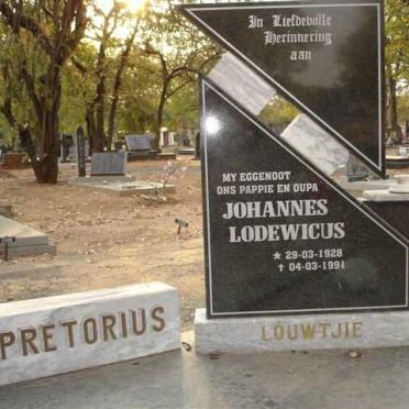 PRETORIUS Johannes Lodewicus 1928-1991 &amp;  Maria Elizabeth 1931-2003_1