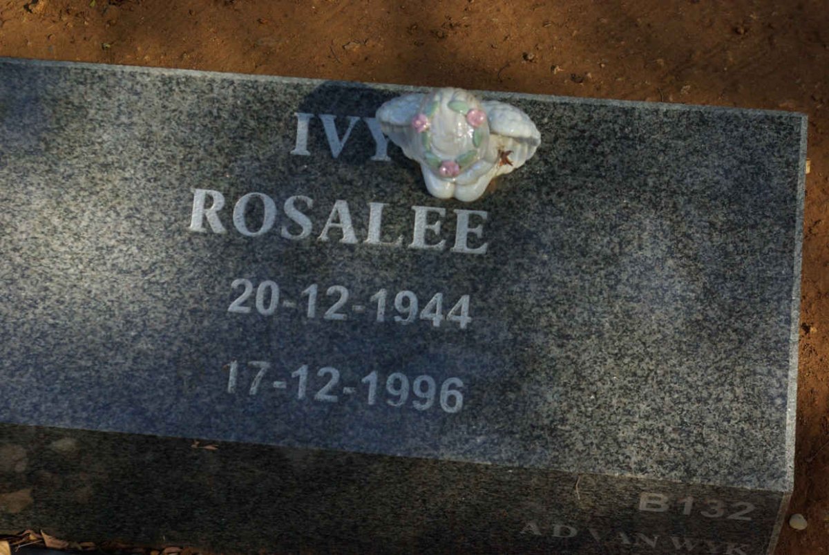 TOIT Ivy Rosalee, du 1944-1996