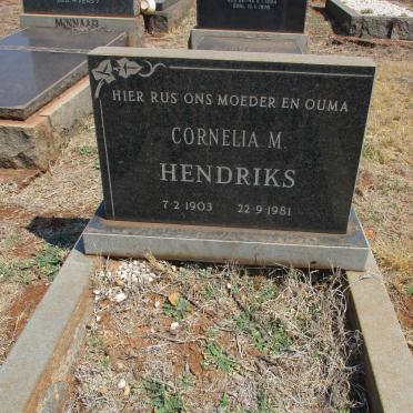 HENDRIKS Cornelia M. 1903-1981