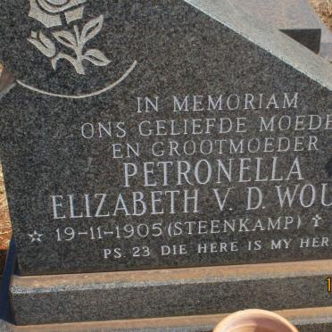 WOUDE Petronella Elizabeth, v.d. nee STEENKAMP 1905-1992