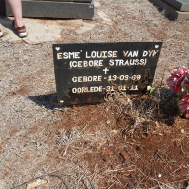 DYK Esmé Louise, van nee STRAUSS 1969-2011