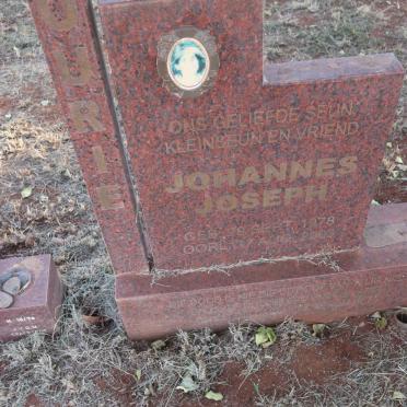 FOURIE Johannes Joseph 1978-2003