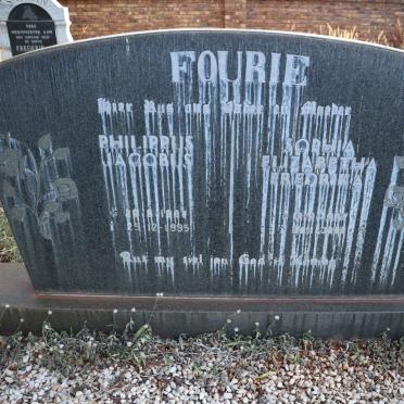 FOURIE Philippus Jacobus 1907-1995 &amp; Sophia Elizabeth Fredrika 1907-2000
