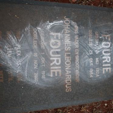 FOURIE Johannes Leonardus 1918-2001 &amp; Petronella Maria Dorothea 1924-1984