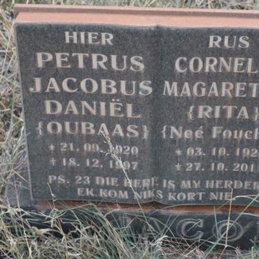 JACOBS Petrus Jacobus Daniel 1920-1997 &amp; Cornelia Magaretha FOUCHE 1920-2011