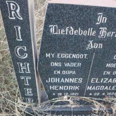 RICHTER Johannes Hendrik 1921-1995 &amp; Elizabeth Magdalena 1925-1997