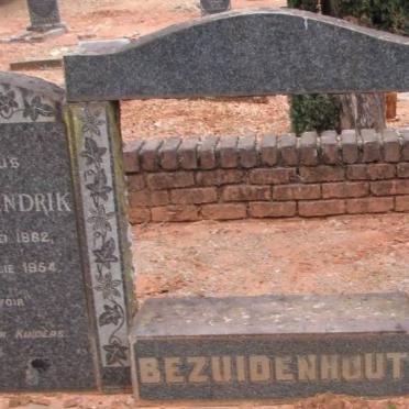 BEZUIDENHOUT Petrus Hendrik 1882-1954 &amp; Susanna Adriana VILJOEN 1984-1964