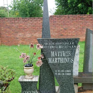 BEZUIDENHOUT Matthys Marthinus 1965-1999