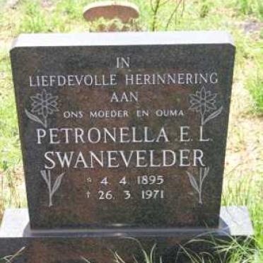 SWANEVELDER Petronella E.L. 1895-1971