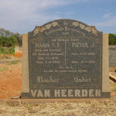 HEERDEN Pieter J., van 1869-1941 &amp; Maria S.E. BARNARD nee VAN ROOYEN 1878-1958