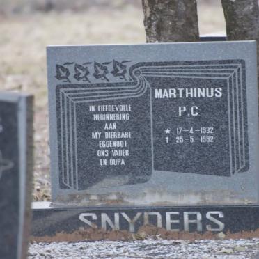 Limpopo, WATERBERG district, Mabatlane, Libanon 653, farm cemetery
