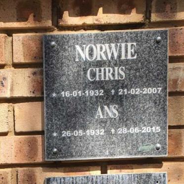 NORWIE Chris 1932-2007 &amp; Ans 1932-2015