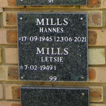 MILLS Hannes 1945-2021 &amp; Letsie  1949-