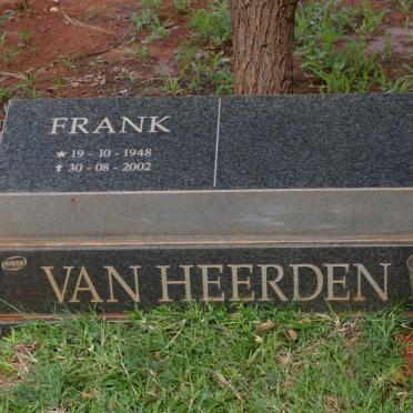 HEERDEN Frank, van 1948-2002