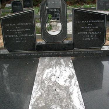MINNIE Frederick Christiaan 1917-1988 &amp; Hester Francina 1913-2006