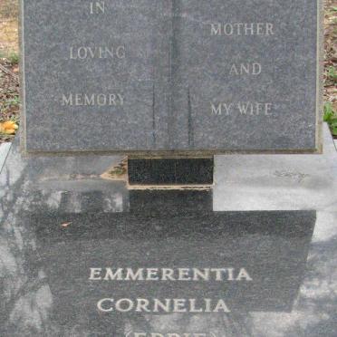 MOUTON Emmerentia Cornelia 1940-1985
