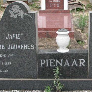 PIENAAR Jacob Johannes 1919-1992 &amp; Barendina Jacoba CRONJE 1921-1991