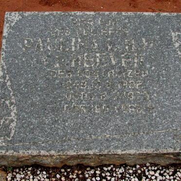 HEEVER Paulina L.H.W., v.d. nee OOSTHUIZEN 1922-1973