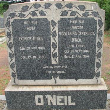 O'NEIL Patrick 1863-1950 &amp; Nicolasina Gertruida FROST 1867-1954