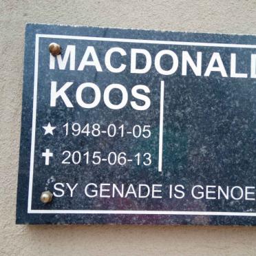 MACDONALD Koos 1948-2005