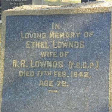 LOWNDS Ethel -1942