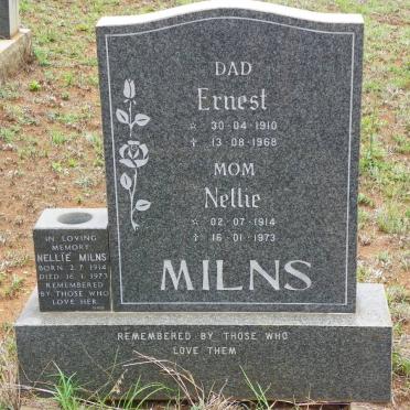 MILNS Ernest 1910-1968 &amp; Nellie 1914-1973