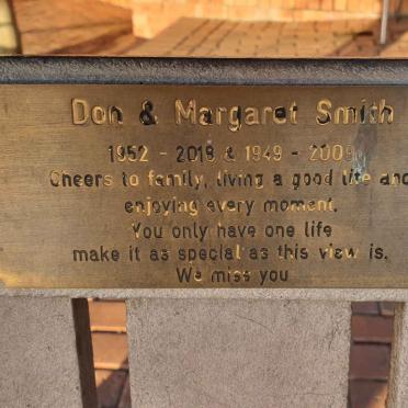 SMITH Don 1952-2018 &amp; Margaret 1949-2009