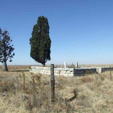 Mpumalanga, BETHAL district, Farm 148 IS, Kafferskraal, farm cemetery