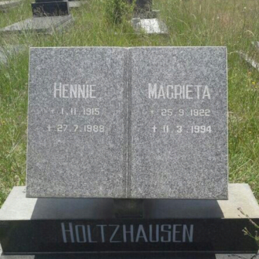 HOLTZHAUSEN Hennie 1915-1988 &amp; Magrieta 1922-1994