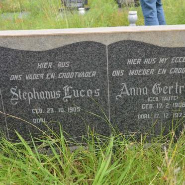 ? Stephanus Lucas 1905- &amp; Anna Gertruida nee TAUTE 1906-1973
