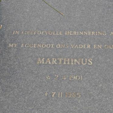 RENSBURG Marthinus, Janse van 1901-1985 &amp; Maria Elizabeth Francina VAN WYK 1910-1994