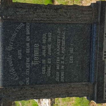 WESTHUIZEN Hennie, van der 1930-1952