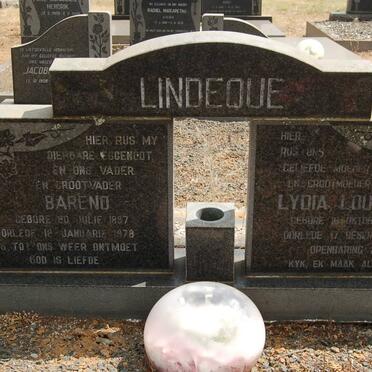LINDEQUE Barend 1897-1978 &amp; Lydia Louisa 1907-2000