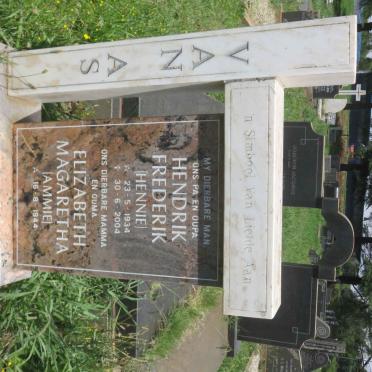 AS Hendrik Frederik, van 1934-2004 &amp; Elizabeth Magaretha 1944-