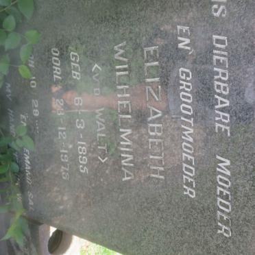 BEZUIDENHOUT Petrus Johannes 1888-1964 & Elizabeth Wilhelmina V.D. WALT 1895-1978 _2