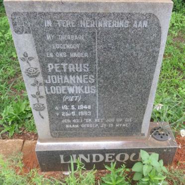 LINDEQUE Petrus Johannes Lodewikus 1948-1993